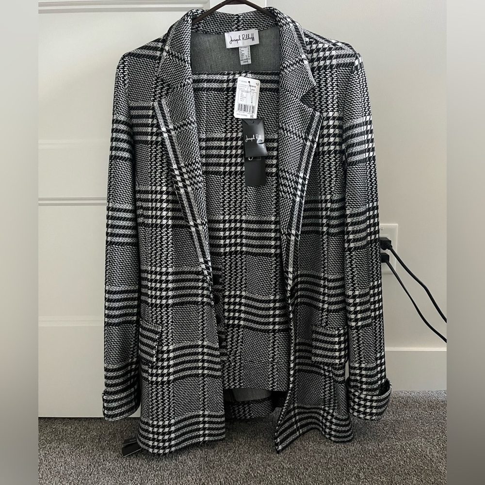 Joseph Ribkoff Suit Set